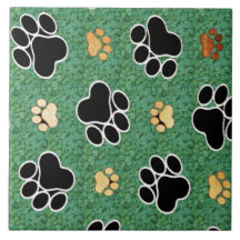 Impressão de mão branca e verde