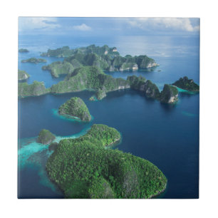 Azulejo De Cerâmica Indonésia, Papua Ocidental. Aérea de Raja Ampat