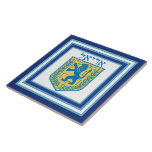 Azulejo De Cerâmica Leão de Judah Emblem Ariel Hebrew<br><div class="desc">Azulejo cerâmico quadrado com a imagem de um leão azul e amarelo de Judah emblem branco com bordas azul-claras e azuis-escuras e "Ariel" em hebraico em letras azuis acima dele. Consulte caneca, placa de papel e portas copos correspondentes. Veja toda a coleção de Azulejos Chanucá sob a categoria HOME na...</div>