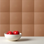 Azulejo De Cerâmica Leite sólido chocolate castanho<br><div class="desc">Leite de cor sólida design de chocolate castanho.</div>