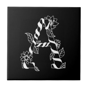 Azulejo De Cerâmica Letra negra e branca "A" com flores geminadas