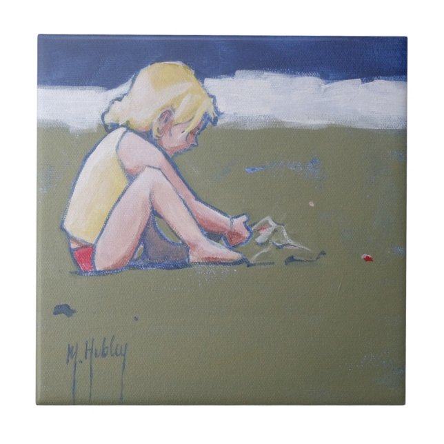 Azulejo De Cerâmica Little Girl on Beach tocando areia (Frente)