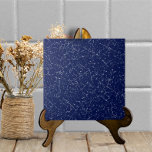 Azulejo De Cerâmica Marinho Azul - Vidro fissurado Textura Moderna Sim<br><div class="desc">Este azulejo cerâmico de aspecto envidraçado tem uma fissura falsa sobre um fundo azul marinho escuro. Parece uma peça feita à mão, com artesanatos decorativos, mas simples e neutro. Perfeito como sotaque sozinho ou combinado com outros motivos de azulejo em uma instalação de backsplash. Arte e design de Tuzi Williams....</div>