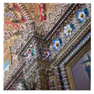 Azulejo De Cerâmica México, Querétaro. Detalhe do interior de uma orna