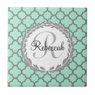Azulejo De Cerâmica Mint Green Cinza Quatrefoil Nome Monograma Laurel