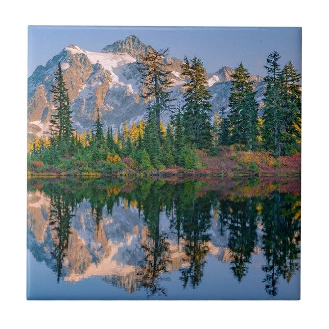 Azulejo De Cerâmica Monte Shuksan refletido no Lago Reflection (Frente)