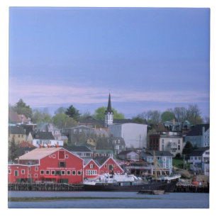 Azulejo De Cerâmica N.A. Canadá, Nova Escócia. Uma vista de Lunenburg,