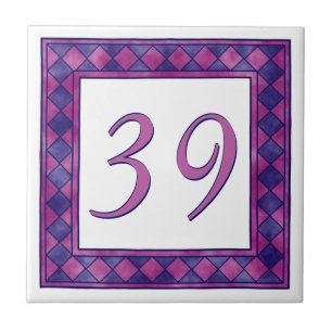 Azulejo De Cerâmica Número da casa grande cor-de-rosa e roxo Checkered