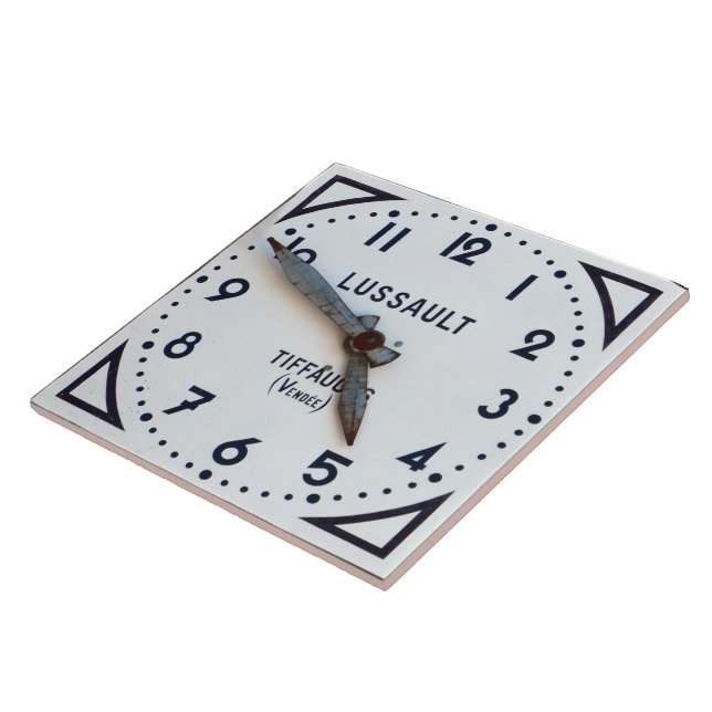 Azulejo De Cerâmica O Tempo Fica Parado. (Lateral)