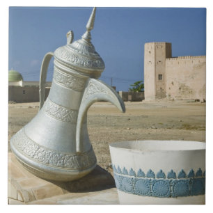 Azulejo De Cerâmica Omã, Região de Dhofar, Mirbat. Grande Jarro de Águ