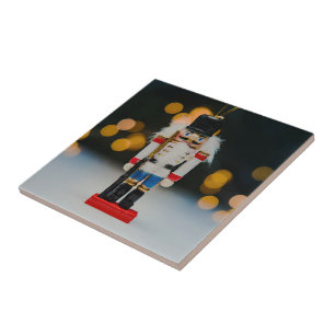 Azulejo De Cerâmica Ornamento de figurino do craqueador de NatalJoe nu