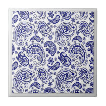 Padrão da China azul e branca com Designs Paisleys