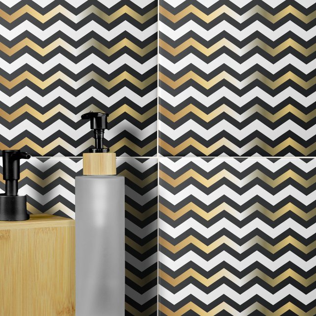Azulejo De Cerâmica Padrão Dourado moderno de Chevron preto e branco (Criador carregado)