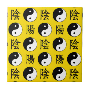 Azulejo De Cerâmica Padrão Yinyang Chinês de Fundo Amarelo