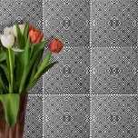Azulejo De Cerâmica Padrões Geométricos Pretos E Brancos De Ilusões Óp<br><div class="desc">design de azulejo decorativo único legal com um padrão de mosaico no estilo de arte superior composto por formas geométricas em preto e branco.</div>