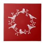 Azulejo De Cerâmica Pássaro Escandinavo Moderno e Wreath Rosehip<br><div class="desc">Design de corta-corta-coroa rosa. Branco sobre fundo vermelho, </div>