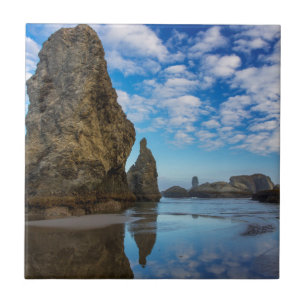 Azulejo De Cerâmica Pilares de rocha na praia de Bandon em Bandon, Ore