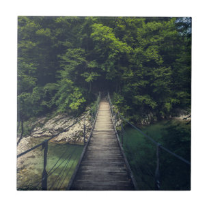 Azulejo De Cerâmica Ponte de suspensão simples sobre o rio Idrijca, Sl