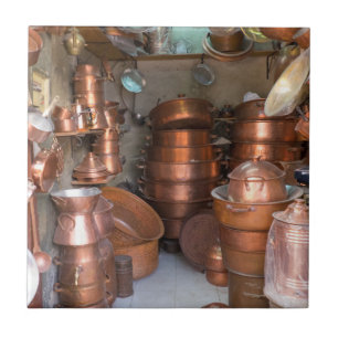 Azulejo De Cerâmica Potes De Cobre No Mercado