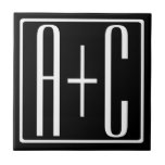 Azulejo De Cerâmica Preto & Branco | Iniciais de Casais<br><div class="desc">Perfeito para monograma duplo ou mesmo logotipo. Obrigado pela sua compra!</div>