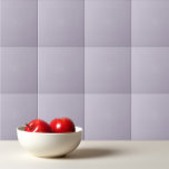 Azulejo De Cerâmica Púrpura poeirenta de lavanda velha sólida<br><div class="desc">Design roxo,  poeirento,  de lavanda velha e sólida.</div>