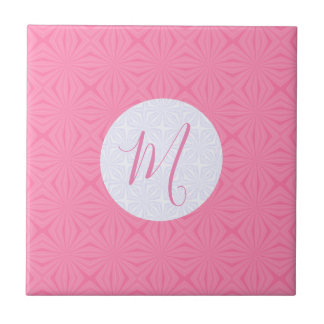 Azulejo De Cerâmica Quadrados ondulados rosa claro iniciais personaliz