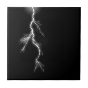 Azulejo De Cerâmica Relâmpago contra o céu negro