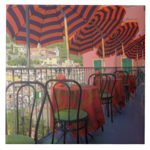 Azulejo De Cerâmica Restaurante na cidade montanhosa de Vernazza, Cinq