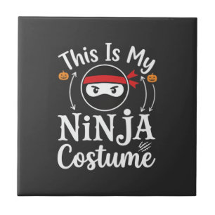 Azulejo De Cerâmica Roupa de Ninja Engraçada Design de Halloween_1