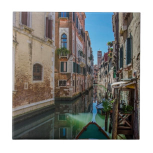 Azulejo De Cerâmica Rua estreita com canal em Veneza
