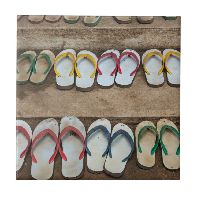 Azulejo De Cerâmica Sandálias de Sacudir (Frente)