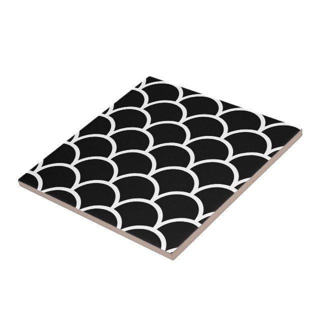 Azulejo De Cerâmica Scallop preto e branco (Lateral)