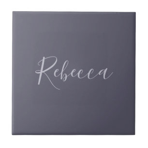 Azulejo De Cerâmica Seu Nome Script Lavanda Elegante em Roxo Turvo
