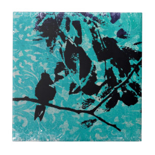 Azulejo De Cerâmica Silhueta do colibri no fundo azul do Grunge