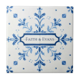 Azulejo De Cerâmica Snowflake pattern blue & white holiday custom name