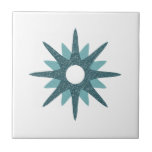Azulejo De Cerâmica Solteiro Moderno do século médio Turquoise Starbur<br><div class="desc">Médio do século design com inspiração moderna, apresentando um solteiro vintage retro turquoise starburst em um fundo branco. Design simples e limpo moderno. Crie seu próprio azulejo personalizado carregando uma nova imagem ou use o botão "mensagem" para entrar em contato com o designer para obter ajuda. Para criar o seu...</div>