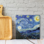 Azulejo De Cerâmica Starry Night Vincent van Gogh<br><div class="desc">Azulejo de cerâmica decorativa com Starry Night (1889),  uma pintura de óleo impressionista postada por Vincent van Gogh (1853-1890). Uma pintura representando a vista do lado de fora da janela do quarto de Van Gogh no sanatório em Santo-Remy-de-Provence,  sul da França.</div>