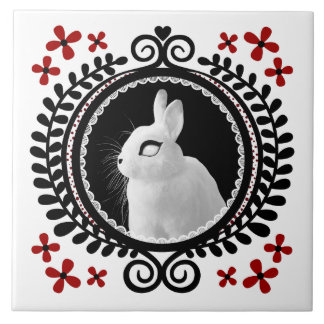 Azulejo De Cerâmica Strange White Bunny: White, Black & Red
