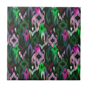 Azulejo De Cerâmica Tecendo-se em rosa e verde.Azulejo cerâmico