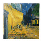 Azulejo De Cerâmica Terraço do café de Vincent van Gogh |, Lugar du<br><div class="desc">Terraço do café,  Lugar du Fórum,  Arles,  1888 (óleo em canvas) Gogh,  terraço do café 1853-90) BBC192281 da camionete de Vincent (,  Lugar du Fórum,  Arles,  1888 (óleo em canvas),  Gogh,  camionete de Vincent (1853-90)/Muller de Rijksmuseum,  Otterlo,  Países Baixos/biblioteca da arte de Bridgeman</div>