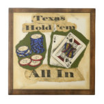Azulejo De Cerâmica Texas segure-os com King e Ace<br><div class="desc">Foi-lhe dada uma bonito mão quando um Ace e um Rei são as suas cartas! Aproveite esta pintura de um Texas Segurando-as na mão e batatas fritas. Vai comprar esta peça hoje!</div>