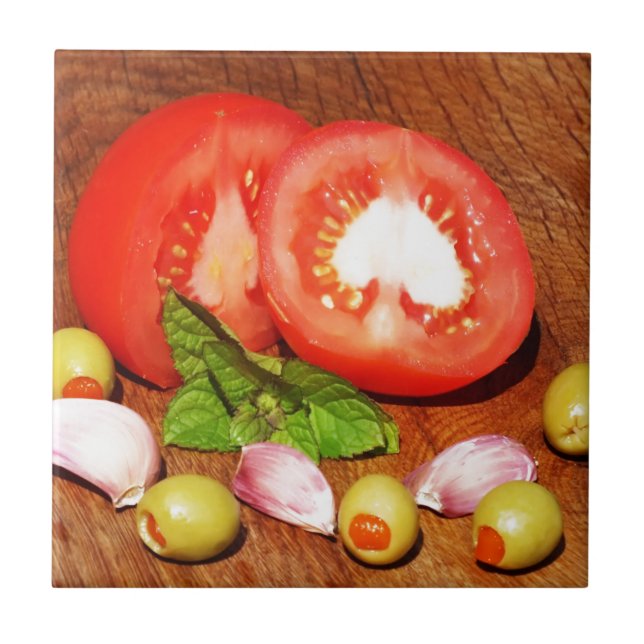 Azulejo De Cerâmica tomate com azeitonas recheadas e alho (Frente)