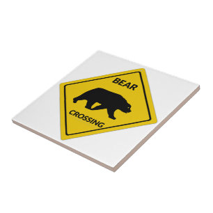 Azulejo De Cerâmica Urso artístico de SlipperyJoe cruzando sinal gay
