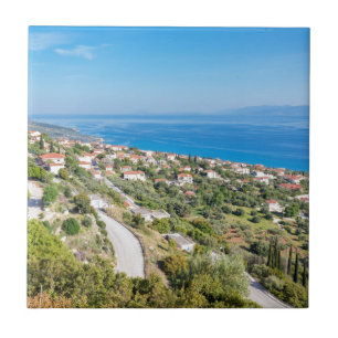 Azulejo De Cerâmica Vila grega perto do mar em Kefalonia