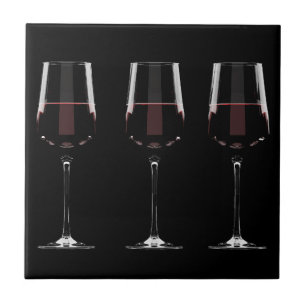 Azulejo De Cerâmica Vinhos com vinho tinto em preto
