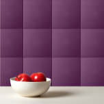 Azulejo De Cerâmica Violeta africana, de cor sólida, púrpura<br><div class="desc">Design de roxo puro violeta africano de cor sólida</div>
