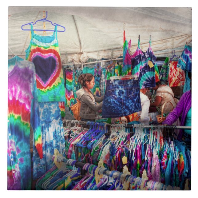 Azulejo De Cerâmica Vitrine - Tie Dye está de volta (Frente)
