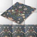 Azulejo De Cerâmica William Morris Vintage Strawberry Thief Pattern<br><div class="desc">Este é um impressão de aprimoramento digital derivado de um antigo bloco 1883 impresso O padrão de Morango de Morango desenhado por William Morris. William Morris era poeta vitoriano, romancista, designer têxtil e figura importante do Movimento de Artes e Artesanatos Britânico. Seus designs tinham uma estética inspirada no medieval e...</div>