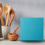 Azulejo de cor sólida azul-ceruliano<br><div class="desc">Este simples, minimalista e moderno é um design de azulejo de cor simples e sólida que irá com qualquer esquema. Você poderia usá-lo como um azulejo de parede como um realce ou uma parede inteira para um backsplash na sua cozinha, banheiro ou sala de lama ou para substituir azulejos de...</div>