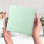 Azulejo de Cor Verde da Mint<br><div class="desc">Este simples, minimalista e moderno é um design de azulejo de cor simples e sólida que irá com qualquer esquema. Você poderia usá-lo como um azulejo de parede como um realce ou uma parede inteira para um backsplash na sua cozinha, banheiro ou sala de lama ou para substituir azulejos de...</div>